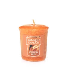 Yankee Candle - votivní svíčka Cinnamon Stick, 49 g