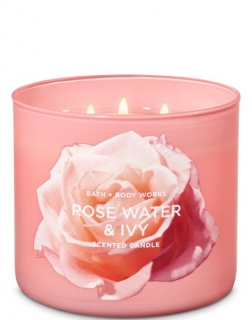 Bath and Bodyworks - vonná svíčka Rose Water & Ivy 2021, 411 g