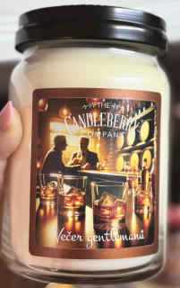 Candleberry - vonná svíčka Večer Gentlemanů, 624 g